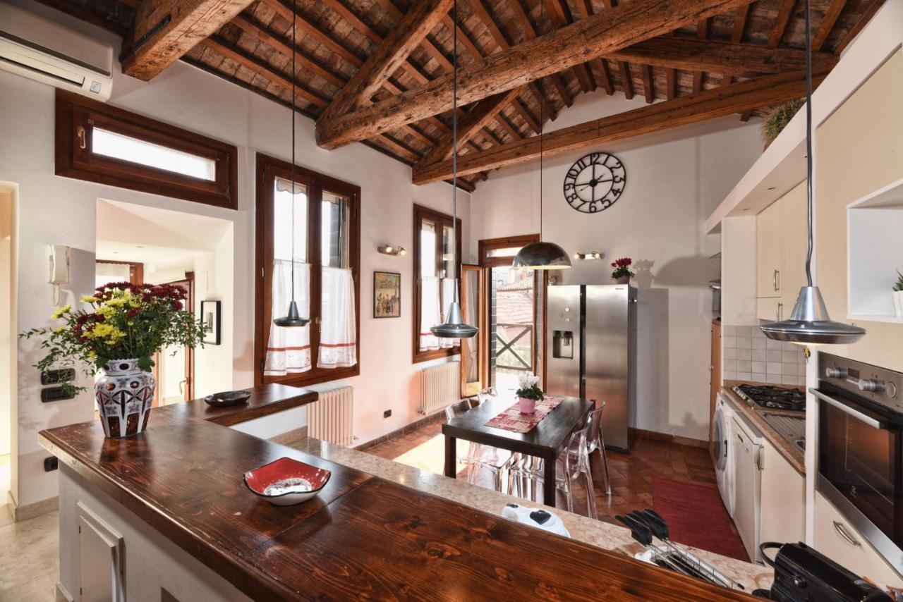 Bellissima Casa Vicino Biennale Grande Terrazza ! Apartamento Veneza Exterior foto