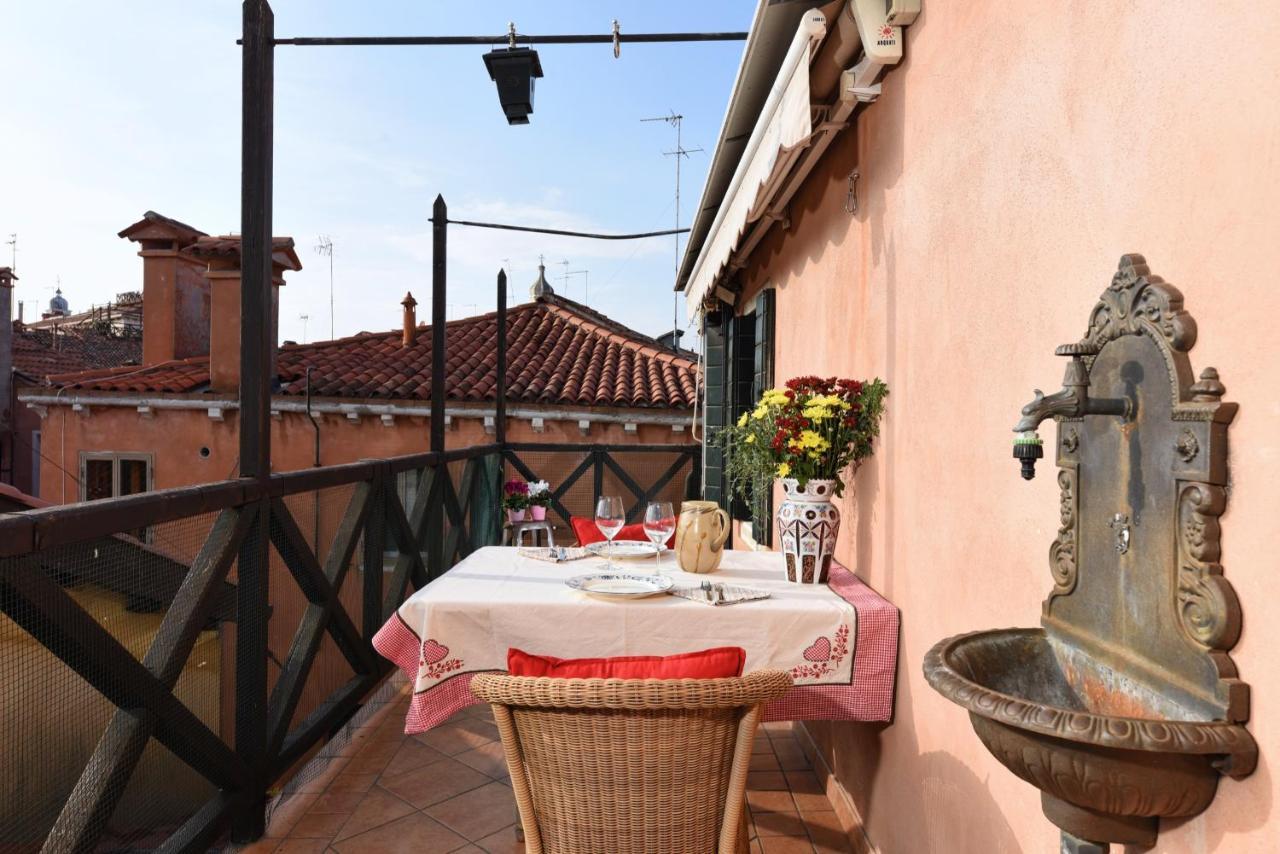 Bellissima Casa Vicino Biennale Grande Terrazza ! Apartamento Veneza Exterior foto